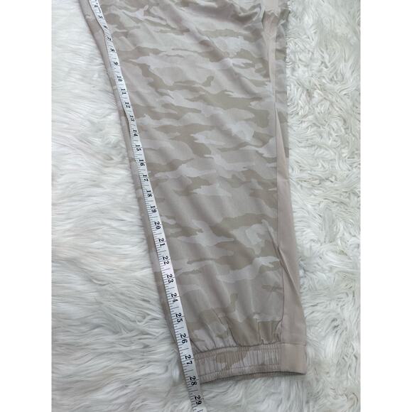 Athleta Women's Brooklyn Camo Jogger Size 24 Tan NWT - Picture 14 of 16